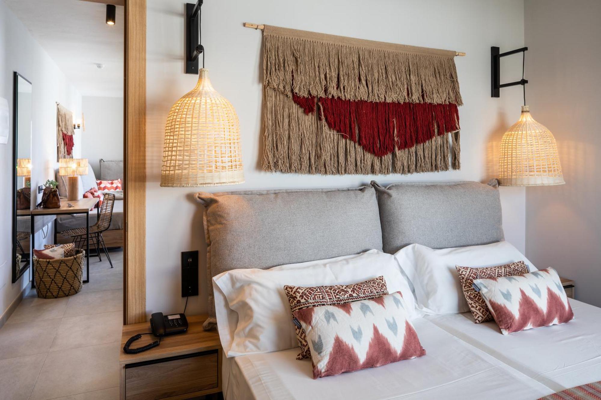 Aparthotel Casita Blanca - Adults Only San Antonio  Ngoại thất bức ảnh