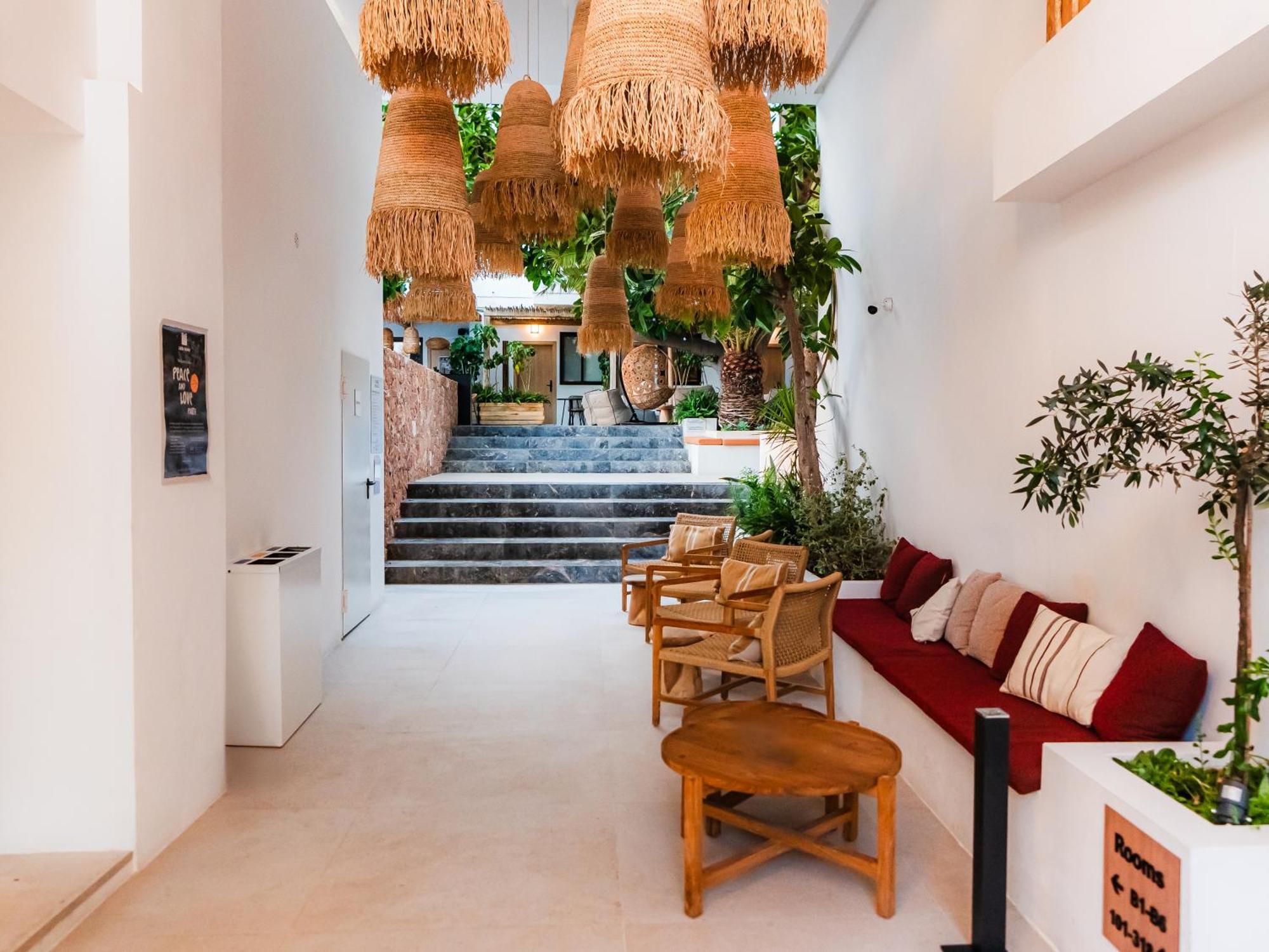 Aparthotel Casita Blanca - Adults Only San Antonio  Ngoại thất bức ảnh