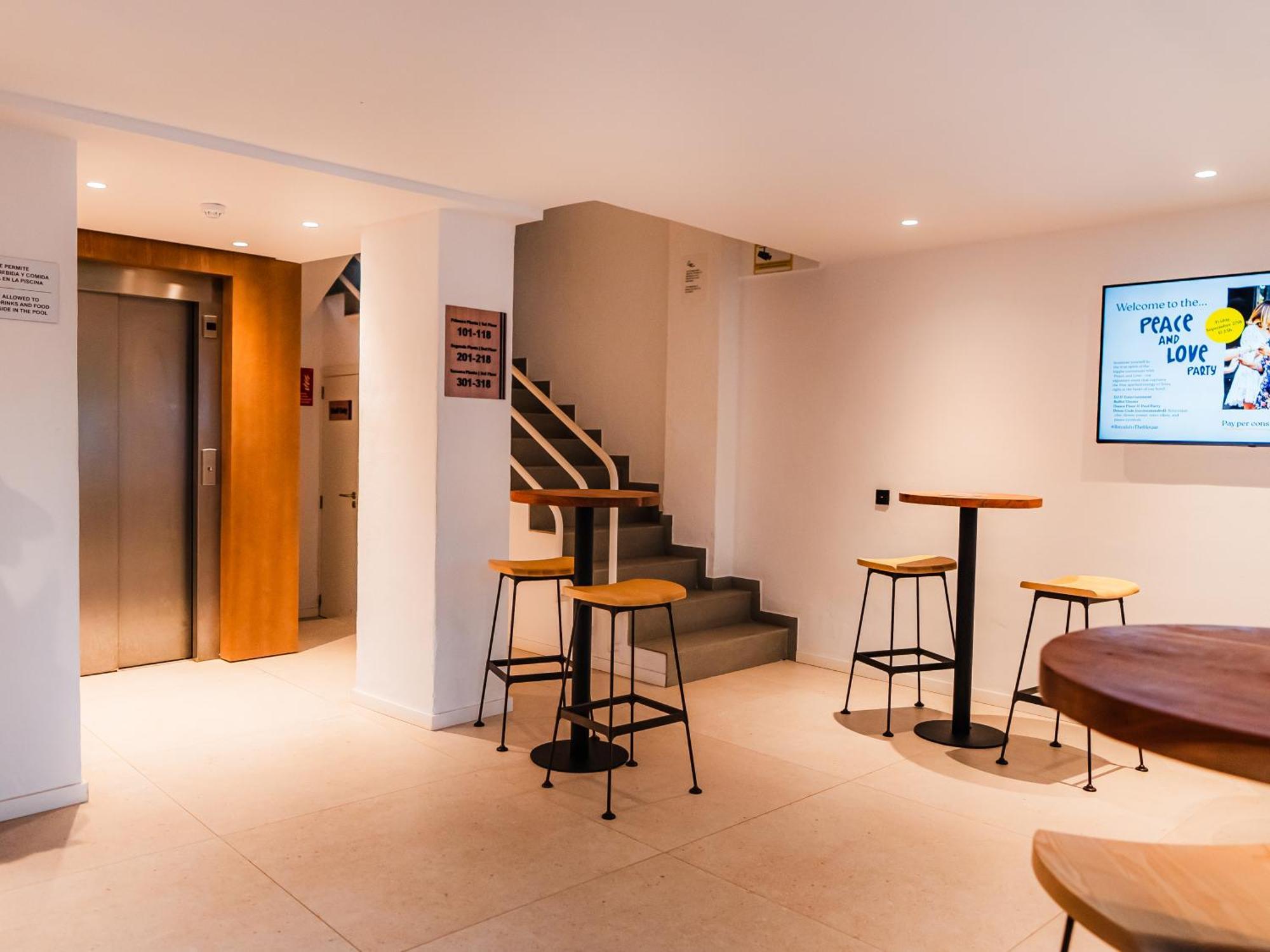 Aparthotel Casita Blanca - Adults Only San Antonio  Ngoại thất bức ảnh